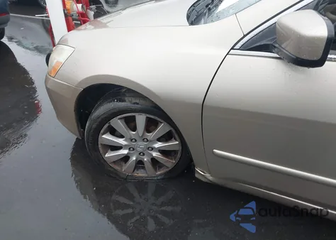 2006 Honda Accord 3.0 Ex из США, поврежденный, VIN 1HGCM66506A067421